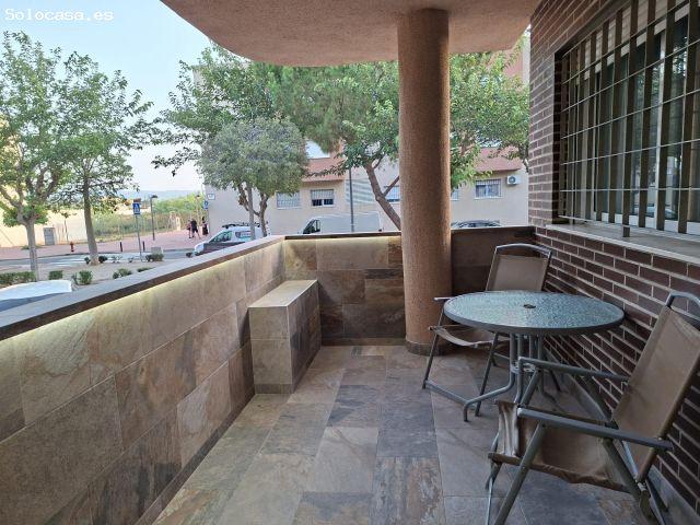 Dúplex de 230 m2 con Terraza, Barbacoa y Chimenea en alquiler en Monteagudo!
