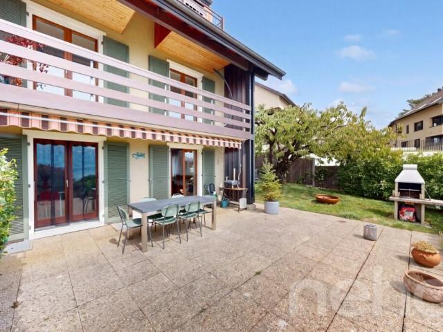 Duplex de charme avec vue imprenable sur le lac et les Alpes