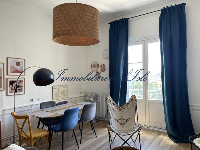 Duplex De Charme Avec Vue Sur La Cathédrale 83m² Périgueux