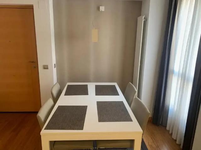 Dúplex de alquiler en Zapatari Kalea, Casco Viejo, Vitoria Gasteiz
