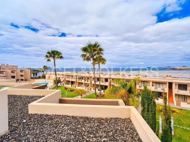Dúplex en 1ª línea del mar con vistas al Atlántico y al Teid. 124m² Los Abrigos