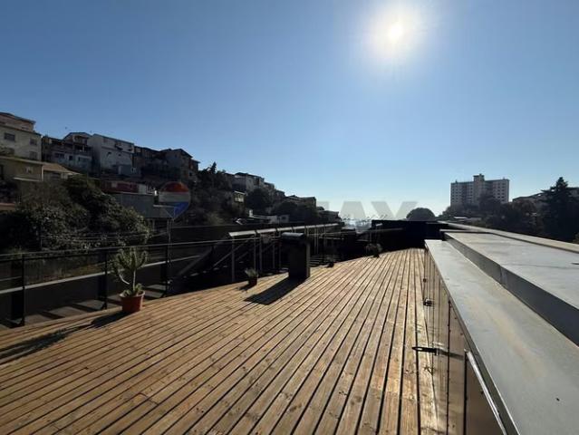 Duplex en cerro alegre valparaíso | 2 dormitorios por 3990.00 en Valparaíso