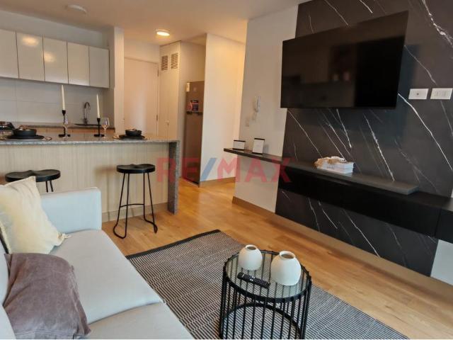 Dúplex En Chorrillos Con Excelente Distribución Y Vista Exterior