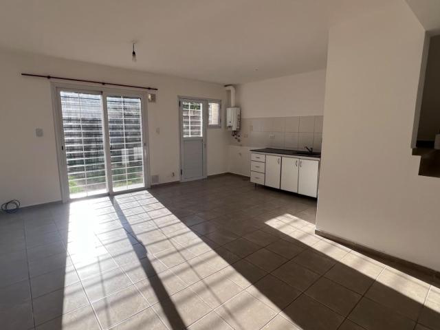 Duplex en Alquiler 3 dormitorios zona sur