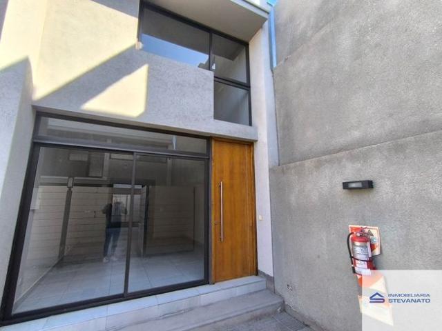 Dúplex en alquiler c/ cochera en Maipú
