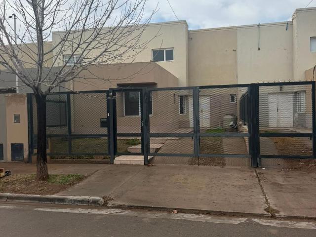 Dúplex en alquiler c/ cochera en Cipolletti
