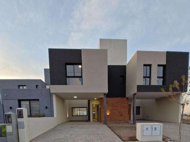 DUPLEX EN ALQUILER DOCTA 3 DORMITORIOS CON COCHERA