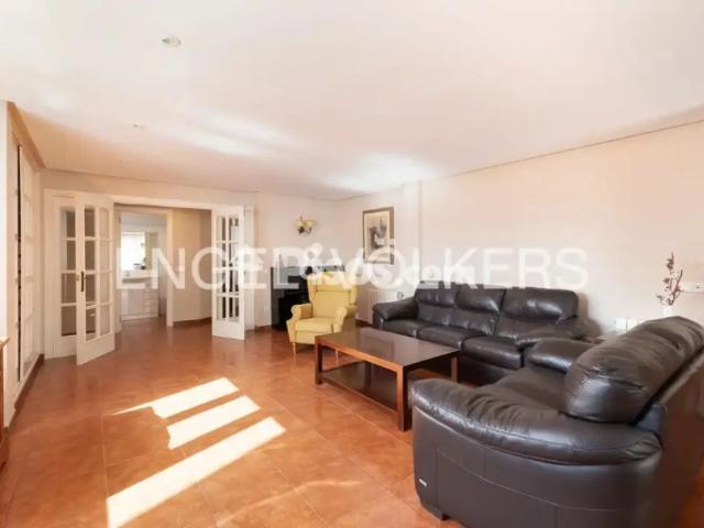 Dúplex en alquiler en Calle Carrer Camí Reial