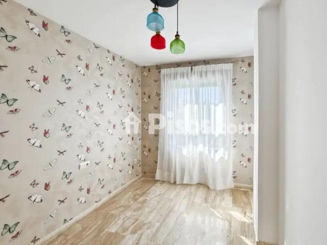 Dúplex en alquiler en Calle Carrer de La Vall de La Ballestera