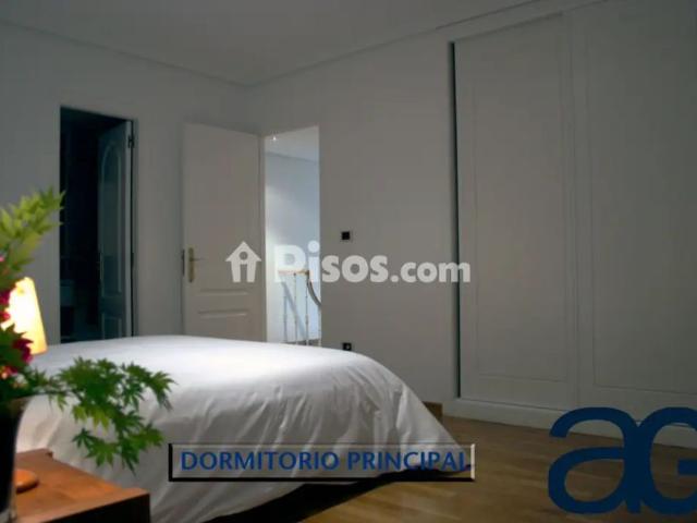 Dúplex en alquiler en Calle de Colón