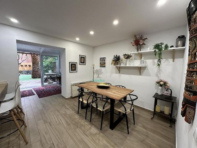 Dúplex en alquiler en calle De Castellnou, Barcelona, de 129 m² 3 habitaciones por 3.550