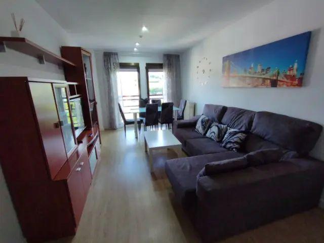 Dúplex en alquiler en Calle de la Tenderina Baja, cerca de Calle del Río Narcea