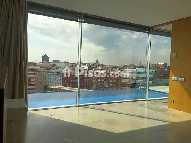 Dúplex en alquiler en Calle de Pradillo, cerca de Calle de Pantoja
