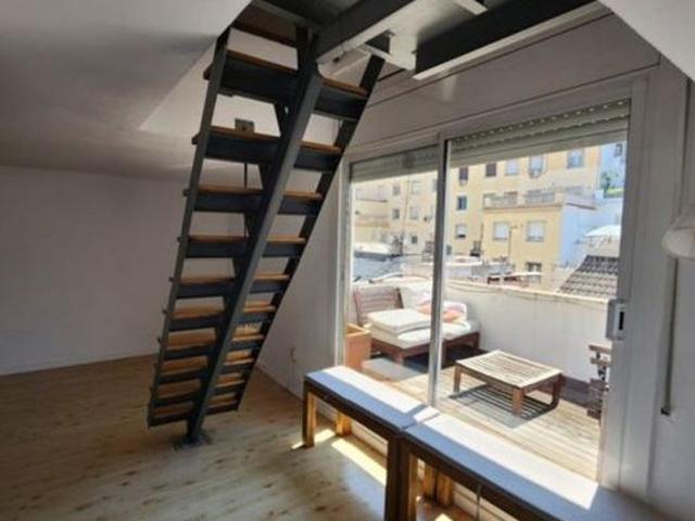 Dúplex en alquiler en calle De Ríos Rosas, Barcelona, de 53 m² por 1.800