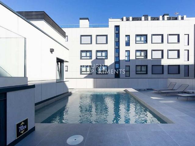 Dúplex en alquiler en calle De Vidal i de Valenciano, Barcelona, de 130 m² 3 habitaciones por 4.800