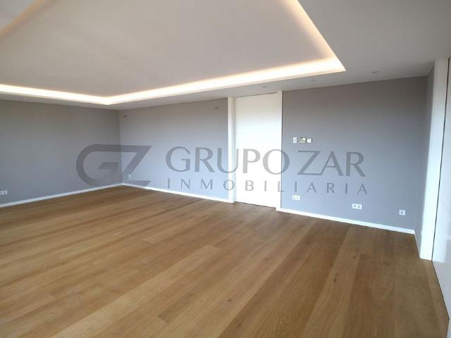 Dúplex en alquiler en calle Dels Cavallers, Barcelona, de 485 m² 6 habitaciones por 21.000