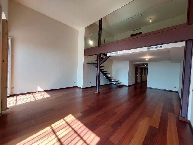 Dúplex en alquiler en calle D'en Granada, Tarragona, de 220 m² 4 habitaciones por 2.800