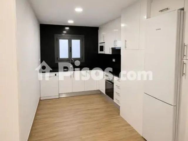 Dúplex en alquiler en Calle Escoles