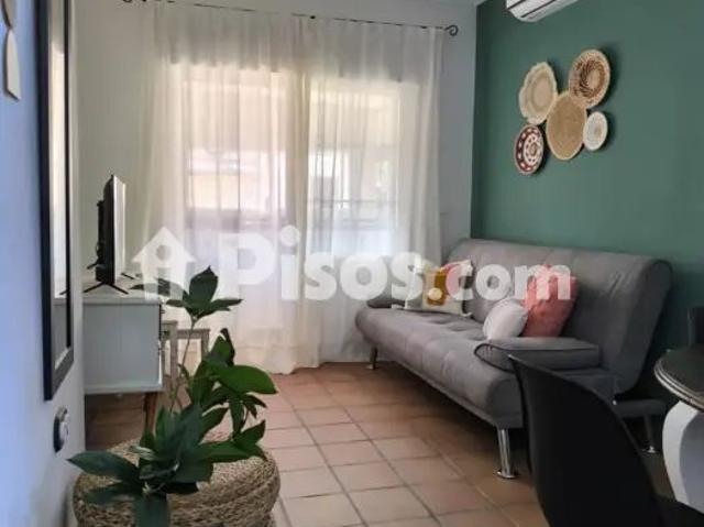 Dúplex en alquiler en Calle Hernán Cortés