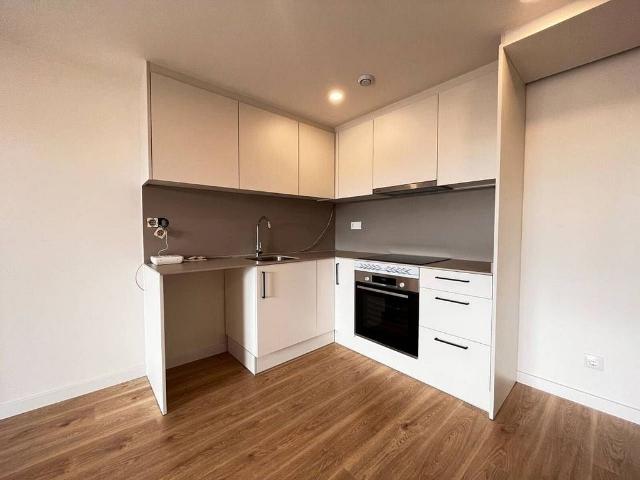 Dúplex en alquiler en calle Tinent Coronel Sagués, Sant Sadurní d´Anoia, de 60 m² 3 habitaciones por 1.150