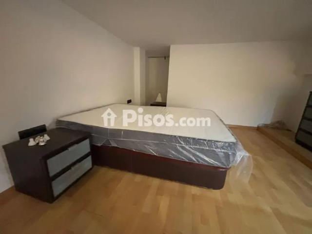 Dúplex en alquiler en Carrer de Pinar del Río