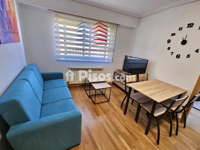 Dúplex en alquiler en Avenida de Buenos Aires, cerca de Calle de la Xunqueira de Espadanedo