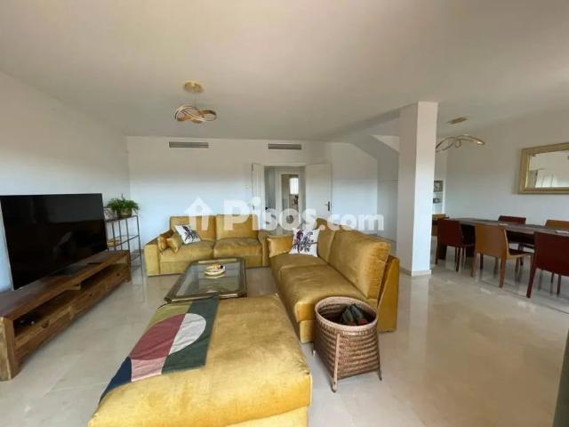 Dúplex en alquiler en Guadalmina