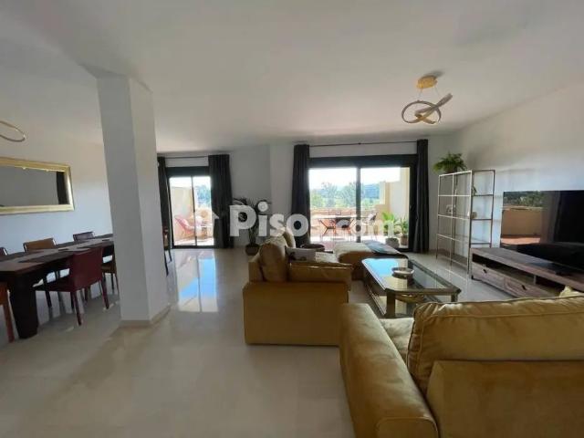 Dúplex en alquiler en Guadalmina