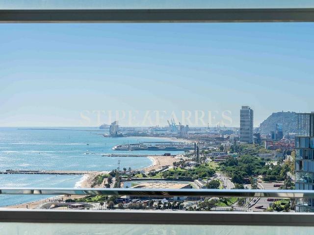 Dúplex en alquiler en paseo De García Faria, Barcelona, de 163 m² 3 habitaciones por 10.000