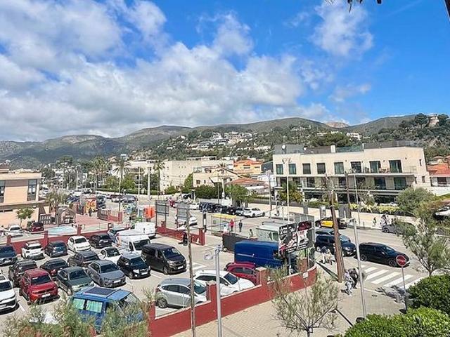 Dúplex en alquiler en paseo Marítim, Castelldefels, de 70 m² 2 habitaciones por 3.500