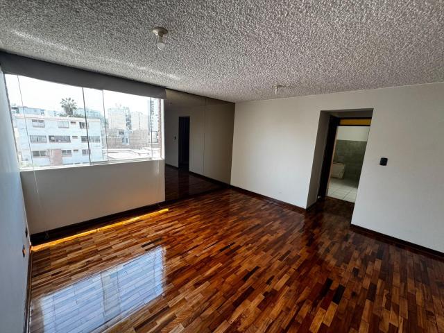 DUPLEX EN ALQUILER EN TOMAS MARSANO