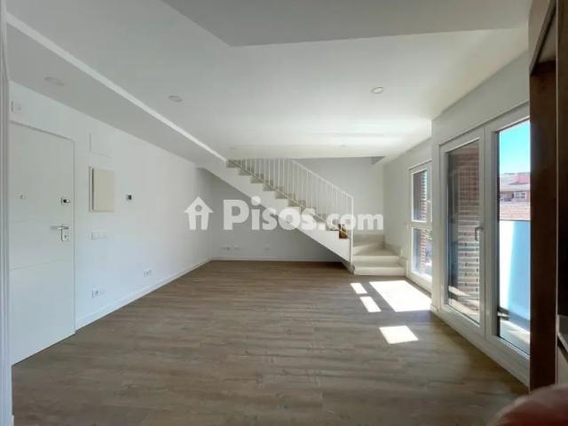 Dúplex en alquiler en Zona Calle Casa Amarilla