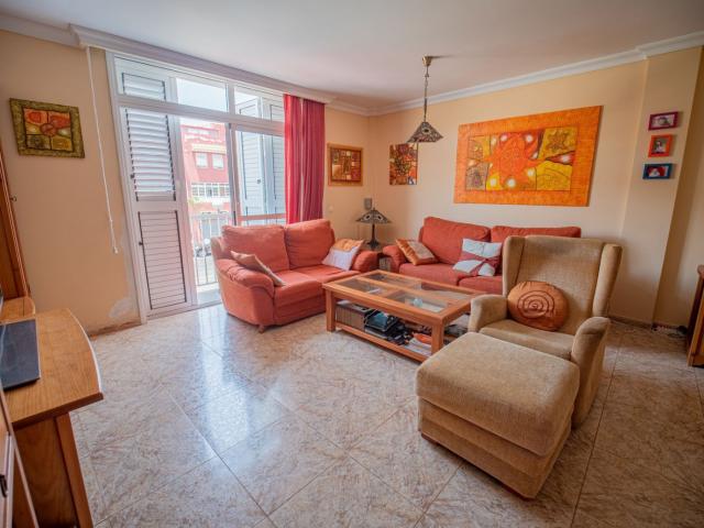 DUPLEX EN AVDA. LOS MAJUELOS