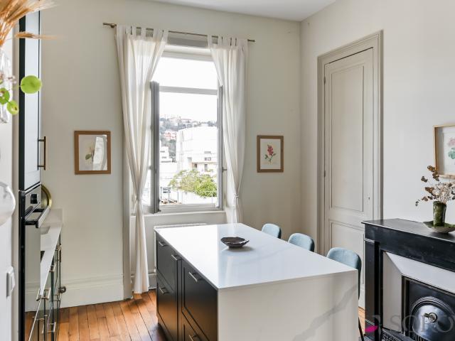 DUPLEX EN DERNIER ETAGE
