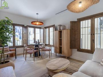 DUPLEX EN HORNO DE VIDRIO, MONTE DE PIEDAD 7 Y 9 A