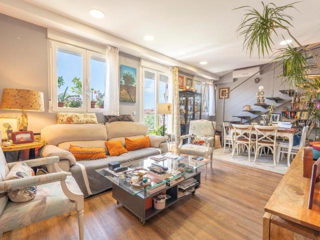Duplex en venta, Centro Embajadores, Madrid