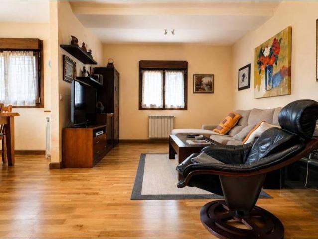 Dúplex en Venta en Comillas