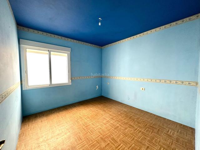 Dúplex en venta en Coristanco. Dúplex con terraza + bajo acondicionado como vivienda en el centro de Coristanco. Dúplex.