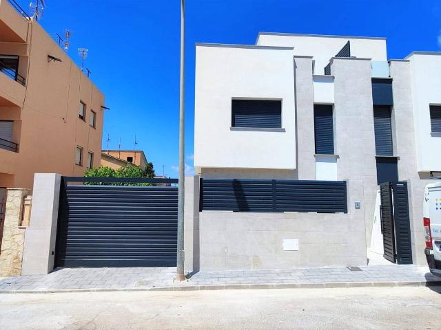 Dúplex en Venta en Calabardina