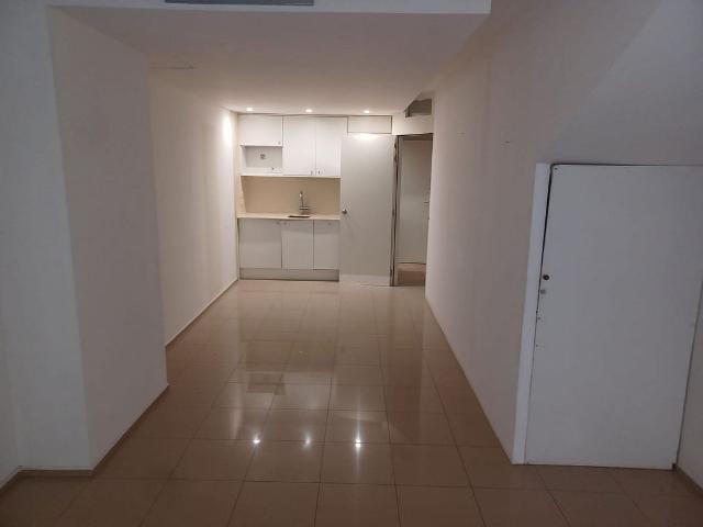 Dúplex en venta en calle Calabria, Barcelona, de 78 m² 3 habitaciones por 469.000