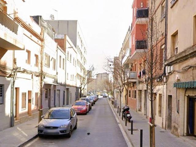Dúplex en venta en calle Campoamor de, Hospitalet de Llobregat, L´, de 115 m² 2 habitaciones por 185.000