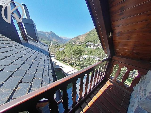Dúplex en venta en calle Cuatre Cantes, Naut Aran, de 165 m² 3 habitaciones por 790.000
