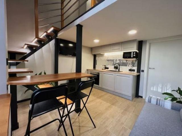 Dúplex en venta en calle Bassols, Barcelona, de 41 m² por 180.000