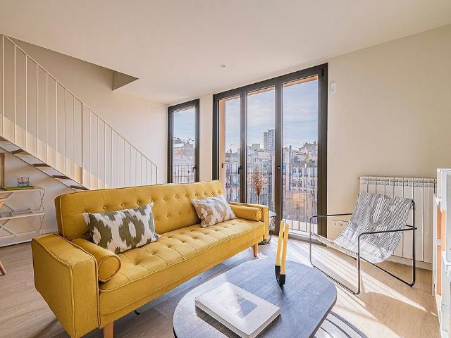Dúplex en venta en calle Gran Via de Les Corts Catalanes, Barcelona, de 93 m² 3 habitaciones por 789.000