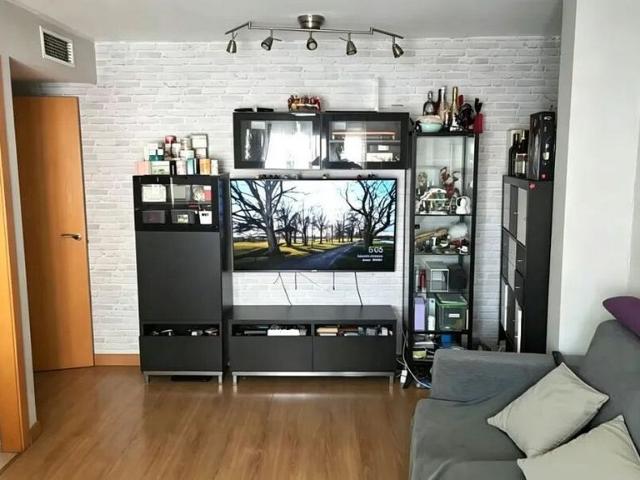 Dúplex en venta en calle Gravina, Mataró, de 139 m² 3 habitaciones por 390.000