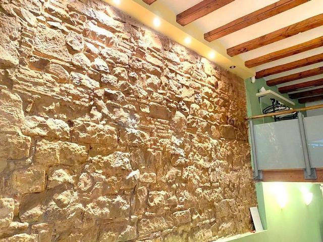 Piso en venta en calle De Corretger, Barcelona, de 45 m² 1 habitación por 191.000