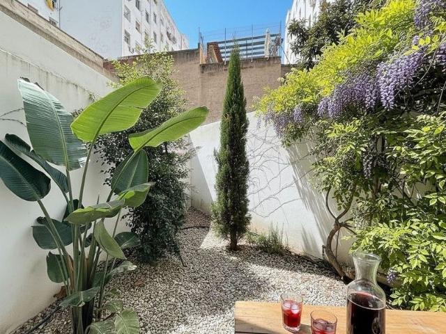 Dúplex en venta en calle De Huelva, Barcelona, de 104 m² 2 habitaciones por 469.000