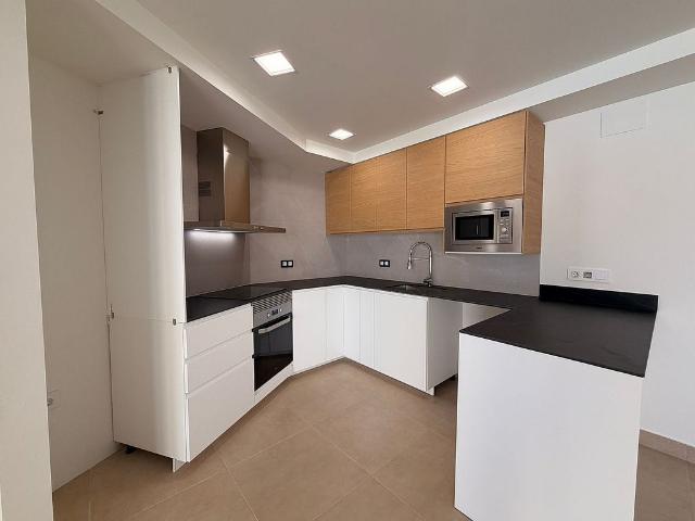Dúplex en venta en calle De L'autonomia, Terrassa, de 58 m² 2 habitaciones por 267.500