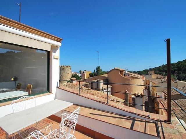 Dúplex en venta en calle De la Creu, Begur, de 98 m² 2 habitaciones por 470.000
