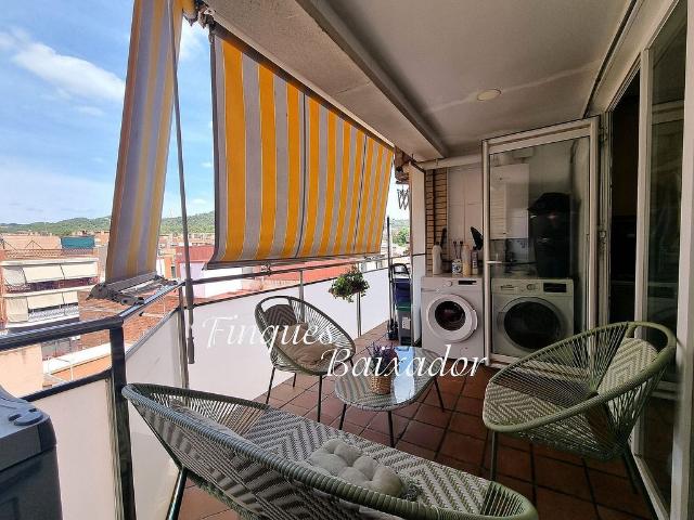 Dúplex en venta en calle De Lluís Millet, Gavà, de 112 m² 2 habitaciones por 390.000